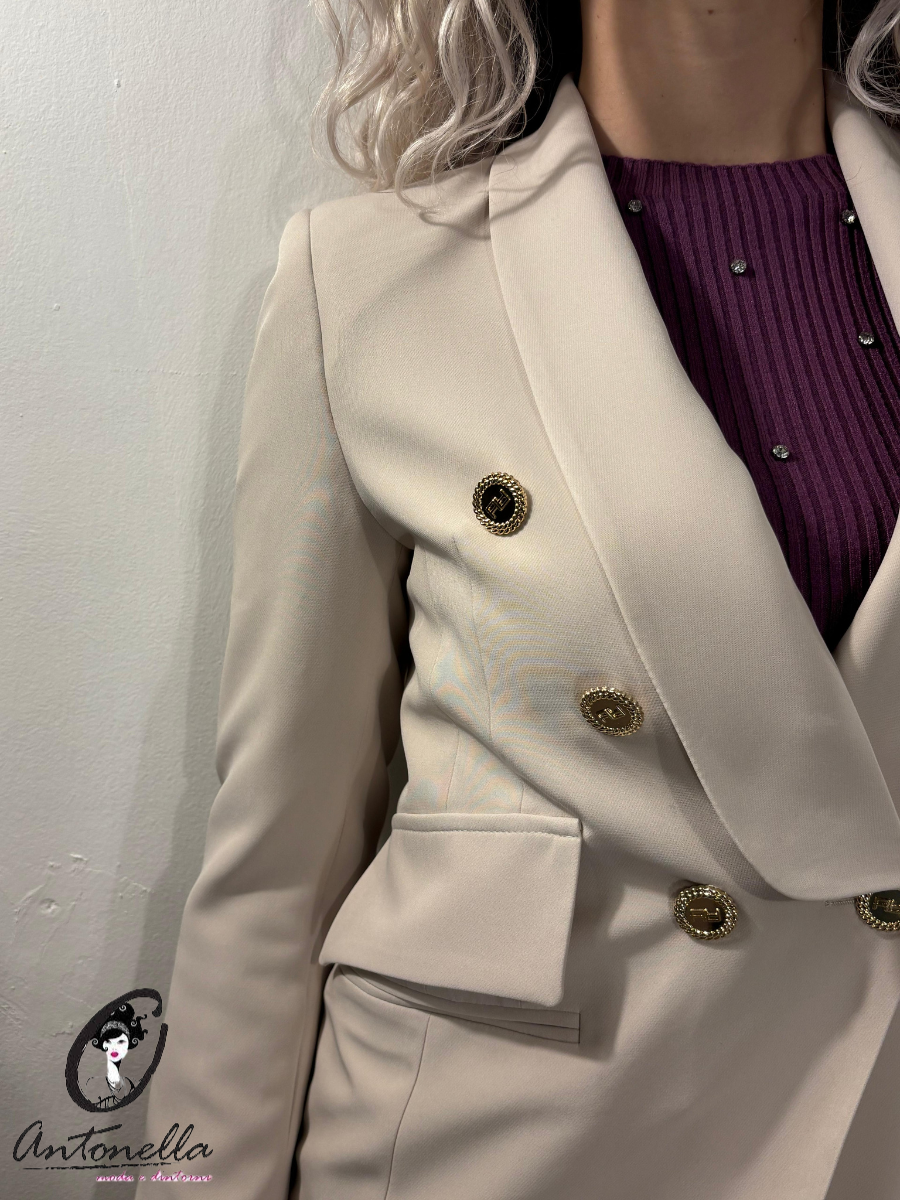 Completo Donna Artigli Bianco con Quattro Bottoni